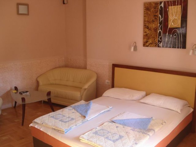 apartman sutomore 2-04